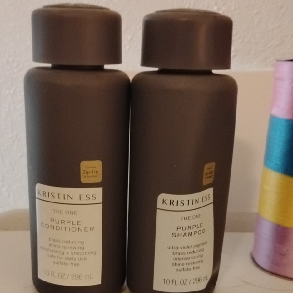 Kristin Ess Purple Shampoo and Conditioner Set